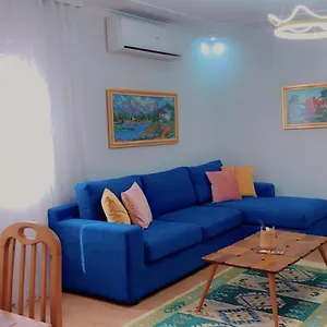 Chestnut Yard Apartment
